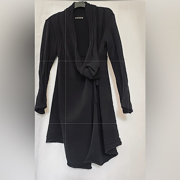 ⭐️OSKA⭐️TUNIC ASYMMETRICAL CUT WRAP SWEATER W/TIES TO SECURE @WAIST SIZE SMALL - Picture 1 of 12